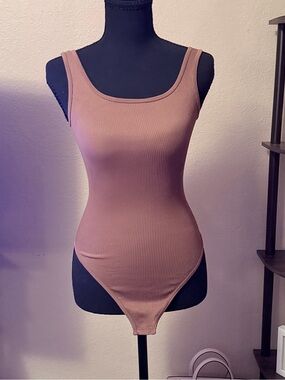 (3) Ribbed Scoop Neck Bodysuit - Mauve